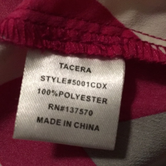 Chevron Zippered Blouse - Picture 6 of 6